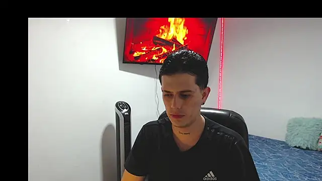 JUAN CAMILOXXX online show from March 10, 4:17 am