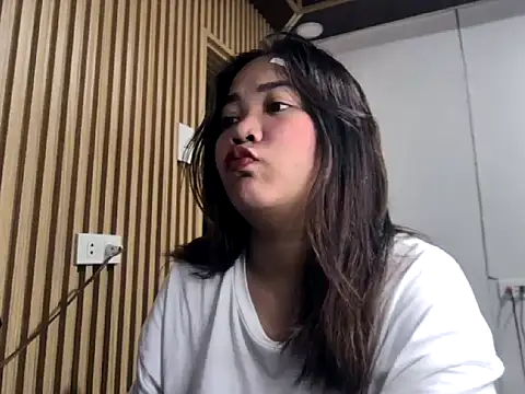  georgiax  online show from April 18, 5:50 pm