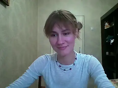 ElenoreHolguin online show from April 2, 2:47 pm