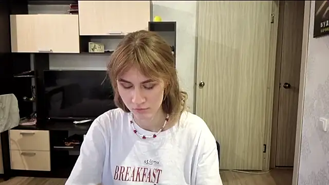 ElenoreHolguin online show from April 5, 3:42 pm