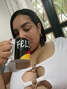 Kira33  online show from April 15, 11:50 am