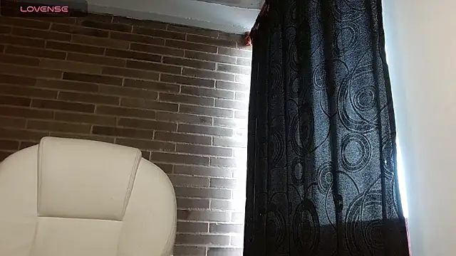 sweet-little online show from April 23, 12:29 pm