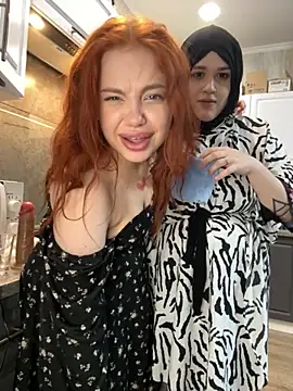 RedheadQueen  online show from April 19, 6:10 pm