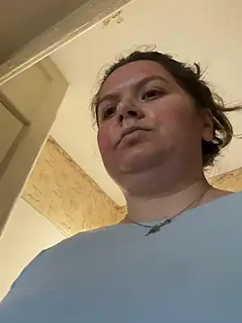 Nenssy555 online show from April 17, 2:42 pm