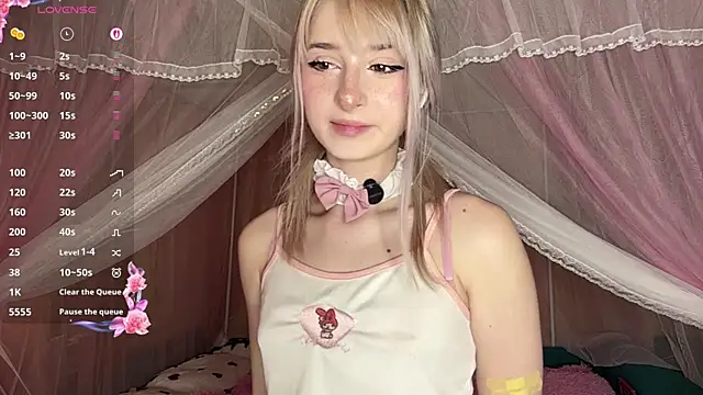 OnlyEva1 online show from April 22, 9:33 am