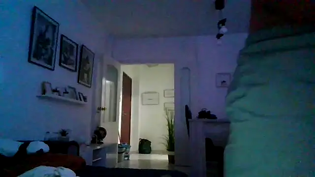 yanick931 online show from April 3, 3:04 am