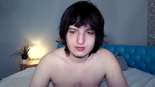 delalex online show from April 23, 11:40 pm