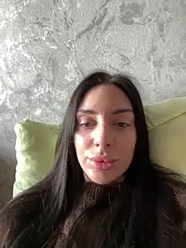 MishellKins online show from April 7, 11:43 am