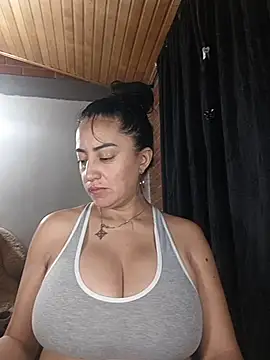 Alexandrina online show from October 28, 2:04 am