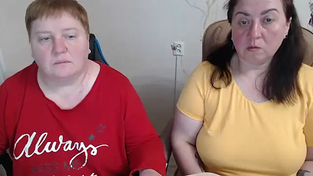 Lindy-Jeanie online show from April 26, 5:54 pm