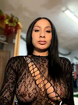 FerrariFrench online show from November 6, 3:29 am