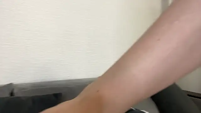 Liabae online show from April 8, 3:56 pm