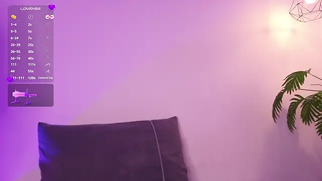 EmmaLopez11 online show from April 29, 11:58 am