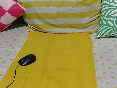 Melitaxx online show from April 28, 4:28 am