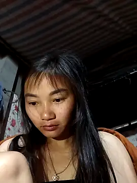 emmasexy2k online show from May 2, 1:21 am
