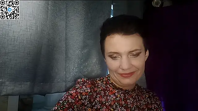 HotMamaQueen234 online show from April 23, 3:03 pm
