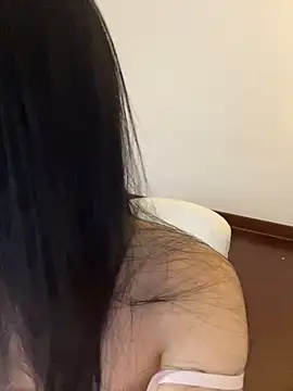 Xiaozuzongo1 online show from April 26, 8:12 am