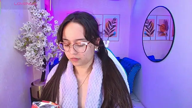 Shady bug online show from April 28, 3:44 am