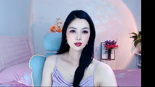 Evelyn-007 online show from April 20, 11:57 am