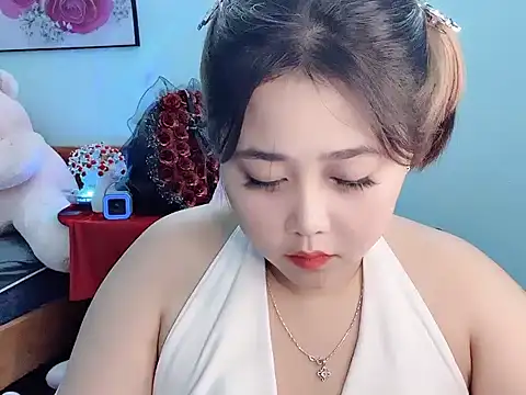 Nhanlu009 online show from April 16, 11:44 am