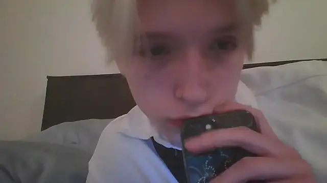 femtwinkangel online show from March 20, 8:35 pm