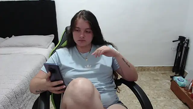 Queen Val369 online show from June 5, 2:40 am