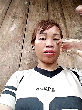 Ely-cute2k online show from April 23, 7:41 am