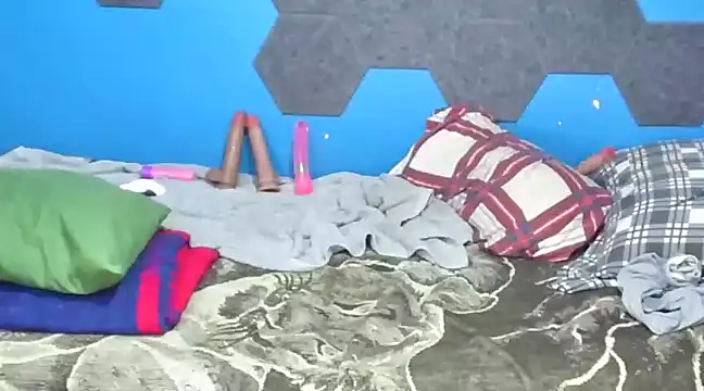 Snapshot of MachoPutito chatting on February 2, 2:48 am MachoPutito online show from February 2, 2:48 am