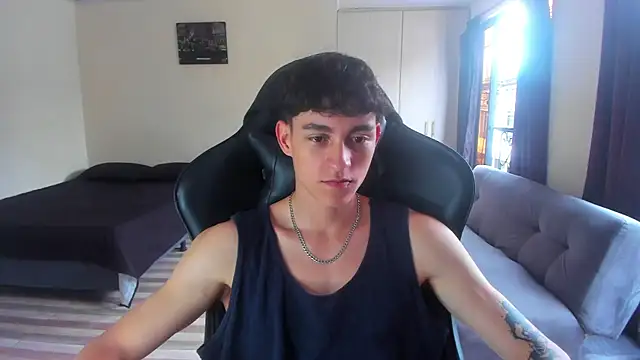 Luke Chill online show from April 11, 6:01 pm