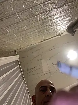 tubeton online show from April 23, 8:22 pm