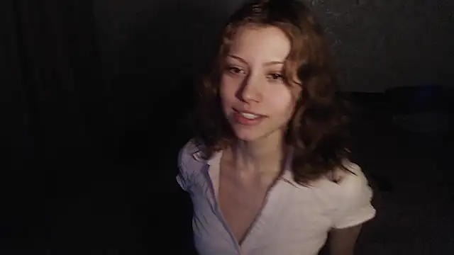 suchkacute online show from April 6, 8:54 pm