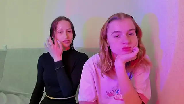 KellyMur  online show from May 5, 2:30 am