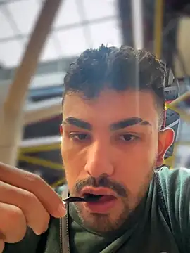 Big Snake77 online show from April 20, 8:43 pm