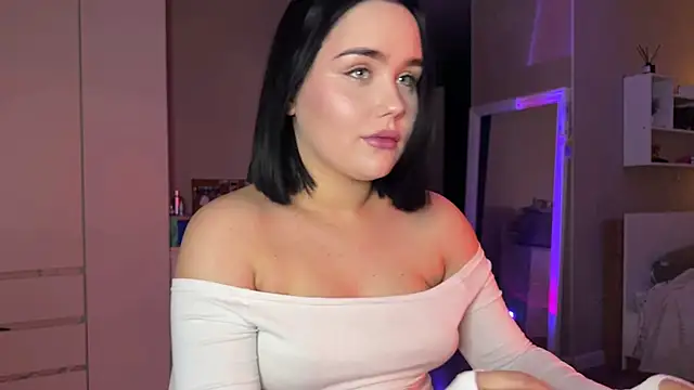 lola raze online show from May 27, 8:39 pm
