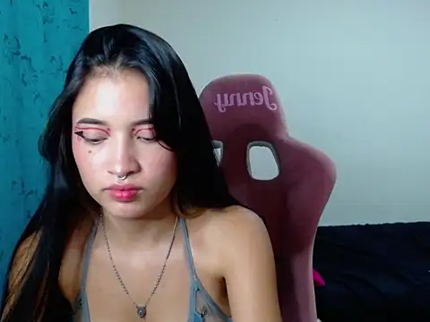 lau ri online show from June 6, 4:28 am