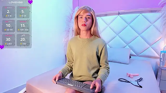 SamyBrownn online show from April 21, 5:50 pm