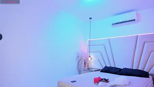 SamyBrownn online show from April 29, 8:04 pm