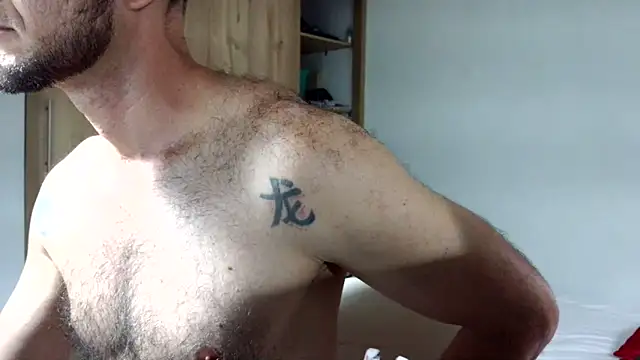 andrew 1520 online show from December 16, 9:20 pm