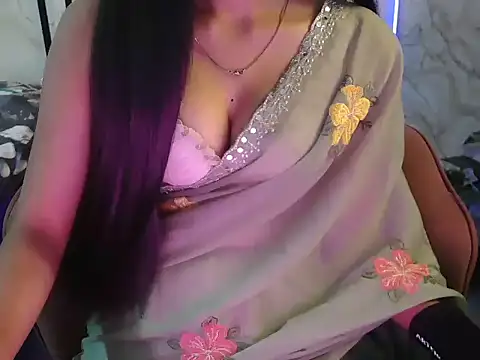shreya    online show from May 27, 4:53 am