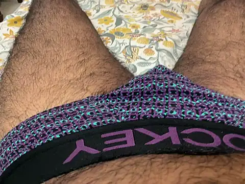 smalldick1202 online show from April 19, 9:30 am