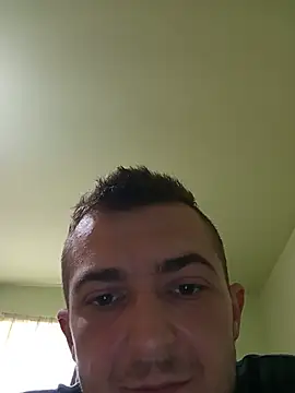 Snapshot of Mariofls chatting on May 29, 2:15 pm Mariofls online show from May 29, 2:15 pm