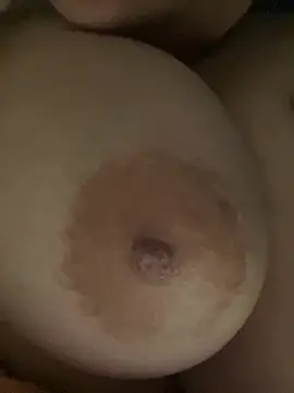 nightvibe3 online show from April 24, 7:22 am