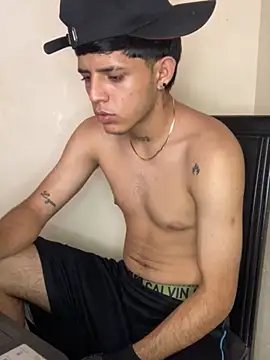 King of Slaves222 online show from April 13, 7:08 pm