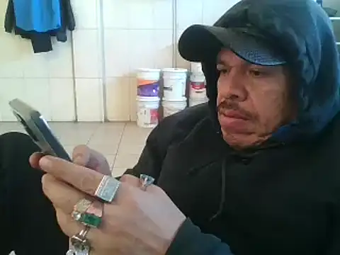 Snapshot of Oskr2024XXX chatting on January 15, 9:30 pm Oskr2024XXX online show from January 15, 9:30 pm