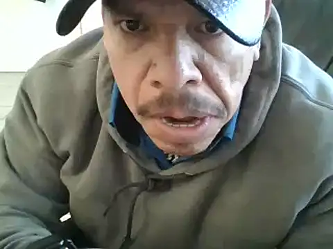 Snapshot of Oskr2024XXX chatting on January 29, 9:39 pm Oskr2024XXX online show from January 29, 9:39 pm