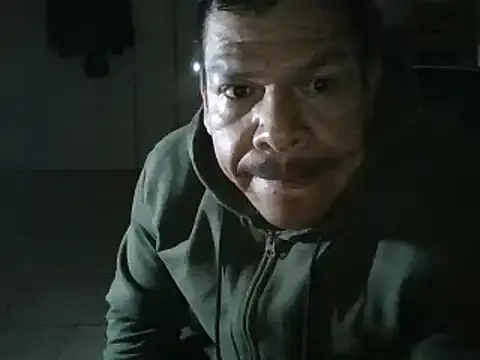 Snapshot of Oskr2024XXX chatting on February 1, 3:30 am Oskr2024XXX online show from February 1, 3:30 am