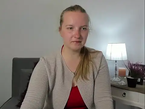 RoseTeacherX online show from April 20, 5:05 pm