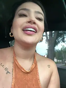 Snapshot of Sara_fun chatting on March 13, 9:16 pm Sara fun online show from March 13, 9:16 pm