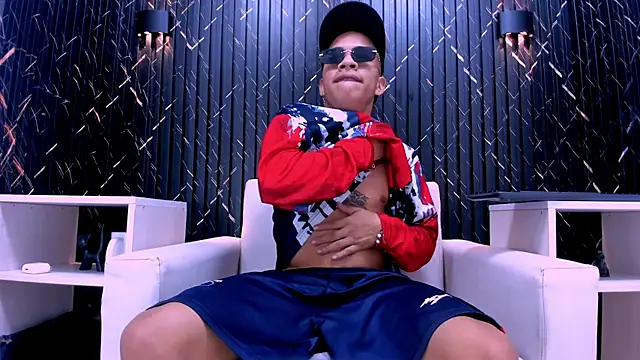 Lian Jacob online show from May 18, 3:18 pm
