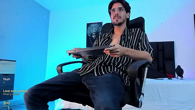 Dannyperlaza online show from April 21, 3:24 am